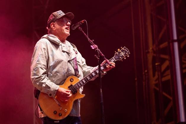 September 18, 2026, Chicago, Illinois, USA: STEVE JONES of English punk rock bad the Sex Pistols during Riot Fest Music Festival in Chicago, Illinois Chicago USA  - ZUMAs135 20260918_zap_s135_177 Copyright: xDanielxDeSloverx