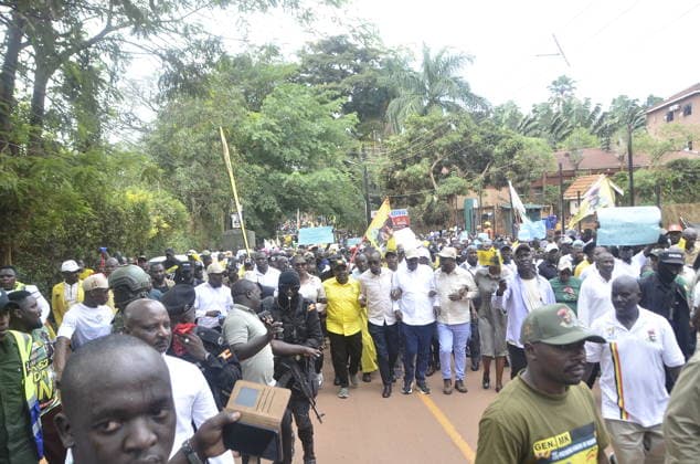 Police block Ugandans protesters at Turkish embassy. Uganda, Kampala - September 18, 2026: Police block Ugandans protesters at Turkish embassy. KAMPALA, Sept. 18. Police Battled with hundreds of Ugandans protesters who tried to access the Turkish Embassy in Kampala capital city Uganda on Friday. The protesters under political pressure group, Patriotic League of (PLU), head by the Country’s Chief of Defence forces(CDF), Gen. Muhoozi Kainerugaba had forcefully tried to access the Turkish embassy located in Kololo, Kampala capital city. Earlier on at around 8.30am in the morning the group converged at lugogo cricket oval grounds, Kampala capital city and they started matching holding placards and banners. The banners and placards had words li Copyright: xx