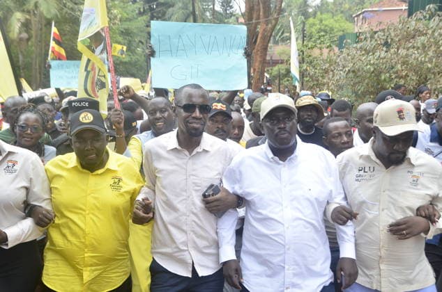 Police block Ugandans protesters at Turkish embassy. Uganda, Kampala - September 18, 2026: Police block Ugandans protesters at Turkish embassy. KAMPALA, Sept. 18. Police Battled with hundreds of Ugandans protesters who tried to access the Turkish Embassy in Kampala capital city Uganda on Friday. The protesters under political pressure group, Patriotic League of (PLU), head by the Country’s Chief of Defence forces(CDF), Gen. Muhoozi Kainerugaba had forcefully tried to access the Turkish embassy located in Kololo, Kampala capital city. Earlier on at around 8.30am in the morning the group converged at lugogo cricket oval grounds, Kampala capital city and they started matching holding placards and banners. The banners and placards had words li Copyright: xx