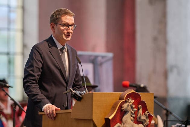 Freilassing, Germany, September 18, 2026 Rail Day 2026 at Lokwelt Freilassing Pictured: Stefan Schnorr, State Secretary at the Federal Ministry of Transportation; Welcome Address: Lokwelt Freilassing, Bavaria Copyright: xFotostandx xWassmuthx