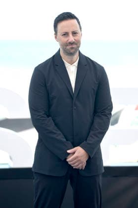 Ben Shirinian at the photocall for the movie *The Housewife* at the 74th San Sebastián International Film Festival (Festival Internacional de Cine de San Sebastián) on the Kursaal Terrace in San Sebastián, September 19, 2026 Foto:xC.xNiehausx xFuturexImagex housewife_6908