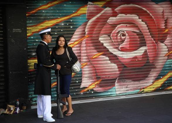 September 16, 2026: TO-45145- Mexico City, September 15, 2026: Personnel from the Secretariat of the Navy, the Military College, the Mexican Air Force, and the National Guard prepare for the civic-military parade marking the anniversary of Mexico& 039;s Independence, on the streets surrounding Mexico City& 039;s Z& xf3;calo. Photo: Ian Robles .com.mx - ZUMAcs4_ 20260916_faa_cs4_148 Copyright: xClasosx