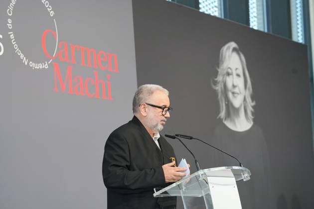 Carmen Machi, 2026 National Film Award Director Félix Sabroso during the ceremony to present the National Film Award to Carmen Machi, on September 19, 2026, in San Sebastián, Guipúzcoa, Basque Country, Spain. The National Film Award, presented as part of the San Sebastián Film Festival, recognizes the most outstanding contribution to Spanish cinema, preferably demonstrated through a work released to the public or professional work carried out during the year 2025, or, in duly justified exceptional cases, it is awarded in recognition of a professional career. SEPTEMBER 19, 2026 San Sebastián, Guipúzcoa, Basque Country, Spain  Copyright: xUnanuex 7785440