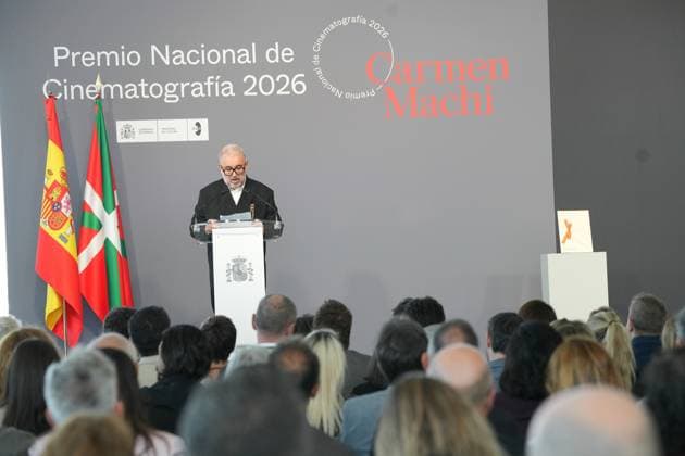 Carmen Machi, 2026 National Film Award Director Félix Sabroso during the ceremony to present the National Film Award to Carmen Machi, on September 19, 2026, in San Sebastián, Guipúzcoa, Basque Country, Spain. The National Film Award, presented as part of the San Sebastián Film Festival, recognizes the most outstanding contribution to Spanish cinema, preferably demonstrated through a work released to the public or professional work carried out during the year 2025, or, in duly justified exceptional cases, it is awarded in recognition of a professional career. SEPTEMBER 19, 2026 San Sebastián, Guipúzcoa, Basque Country, Spain  Copyright: xUnanuex 7785439