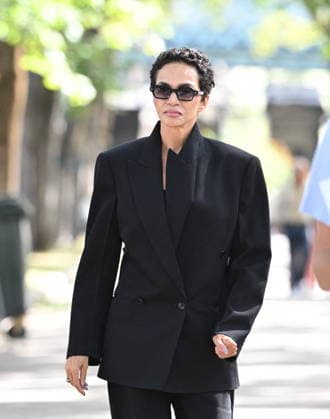 Catherine Ringer Funeral at Montmartre Cemetery - Paris Farida Khelfa arriving at the funeral of Catherine Ringer, legendary French artist and singer of rock duo Les Rita Mitsouko, at Montmartre cemetery in Paris, France on September 19, 2026. Author, composer and performer over 40 years of artistic commitment, Catherine Ringer died of an aggressive cancer on September 14. Photo by Florian Poitout ABACAPRESS.COM Paris France  Copyright: xPoitoutxFlorian ABACAx