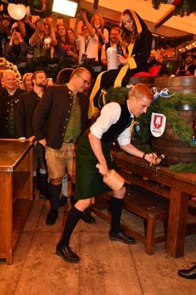 Dominik Krause, Mayor of Munich; Beer; Oktoberfest; Opening; 2026; Theresienwiese; Schottenhammel; Festzelt; Oktoberfest; Munich; September 19, 2026