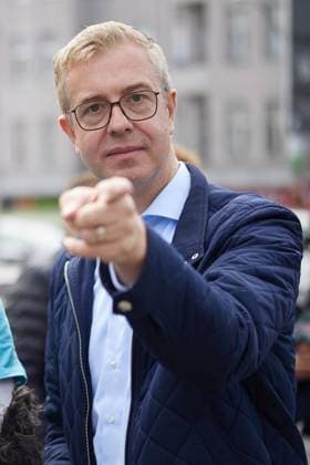 CDU Campaign Closing Event with Stefan Evers ** FOR EDITORIAL USE ONLY ** EDITORIAL USE ONLY ** p Stefan Evers, CDU lead candidate and Senator for Finance, at his party’s campaign wrap-up in Tempelhof. Tomorrow, a new House of Representatives will be elected. Germany, Berlin. Copyright JörgxCarstensen Copyright: JörgxCarstensen doc87o47lra8mp10aazjqm4 ,EDITORIAL USE ONLY Copyright: JörgxCarstensen