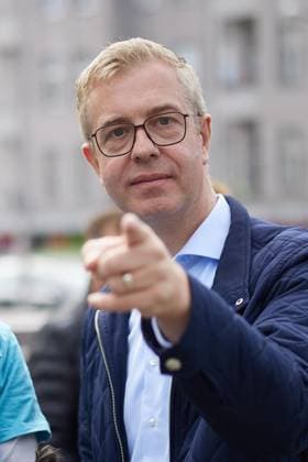 CDU Campaign Closing Event with Stefan Evers ** FOR EDITORIAL USE ONLY ** EDITORIAL USE ONLY ** p Stefan Evers, CDU lead candidate and Senator for Finance, at his party’s campaign wrap-up in Tempelhof. Tomorrow, a new House of Representatives will be elected. Germany, Berlin. Copyright JörgxCarstensen Copyright: JörgxCarstensen doc87o47lvg4s3da38kh87 ,EDITORIAL USE ONLY Copyright: JörgxCarstensen