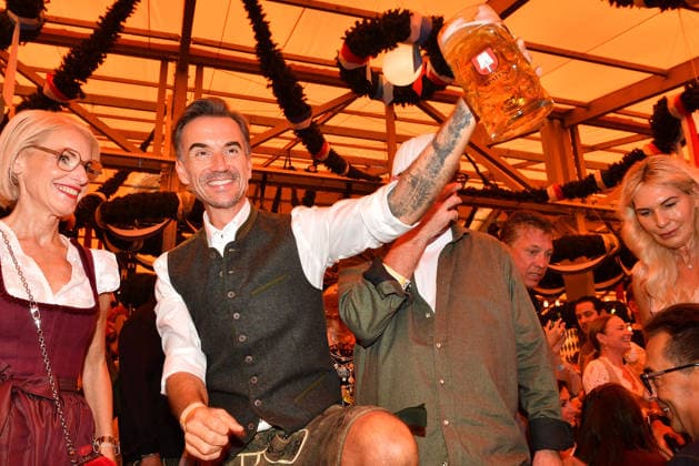 Florian Silbereisen at the Oktoberfest opening on September 19, 2026, in Munich Florian Silbereisen during the 2026 Oktoberfest Wiesn opening at the Schottenhamel tent at Theresienwiese on September 19, 2026 in Munich, Germany 2026 Oktoberfest Opening in Munich