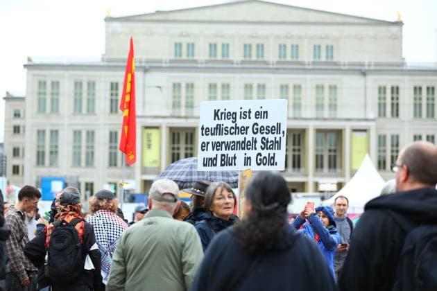 September 19, 2026, Leipzig, Germany: LEIPZIG, GERMANY, SEPTEMBER 19, 2026: Demonstrators march through central Leipzig during a protest against plans by U.S. defense company Covenant to establish a missile production facility in the north of the city. The demonstration, organized by the Ã¢â‚¬oeKeine Raketenfabrik in LeipzigÃ¢â‚¬Â alliance, began at Augustusplatz and called for the planned defense production to be stopped. Covenant plans to begin producing its Anthem long-range cruise missiles in Leipzig in 2027. Leipzig Germany - ZUMAq101 20260919_zna_q101_061 Copyright: xDavidxVexelmanx
