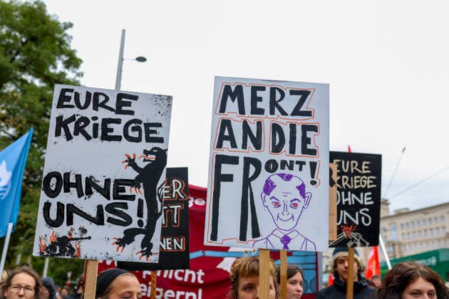 September 19, 2026, Leipzig, Saxony, Germany: Protesters take part in a demonstration against plans by US defense company Covenant to establish a missile production facility in the Leipzig region. The demonstration, organized by the alliance Ã¢â‚¬oeKeine Raketenfabrik in LeipzigÃ¢â‚¬Â (No Missile Factory in Leipzig), began at Augustusplatz in central Leipzig and called for the planned production of long-range Anthem cruise missiles to be stopped. Covenant plans to begin production in the Leipzig area in 2027. Protesters carried banners and placards calling for peace, disarmament and civilian employment instead of arms production. Leipzig Germany  - ZUMAc291 20260919_zip_c291_005 Copyright: xMariaxCastrox