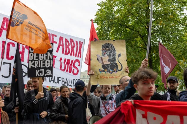 September 19, 2026, Leipzig, Saxony, Germany: Protesters take part in a demonstration against plans by US defense company Covenant to establish a missile production facility in the Leipzig region. The demonstration, organized by the alliance Ã¢â‚¬oeKeine Raketenfabrik in LeipzigÃ¢â‚¬Â (No Missile Factory in Leipzig), began at Augustusplatz in central Leipzig and called for the planned production of long-range Anthem cruise missiles to be stopped. Covenant plans to begin production in the Leipzig area in 2027. Protesters carried banners and placards calling for peace, disarmament and civilian employment instead of arms production. Leipzig Germany - ZUMAc291 20260919_zip_c291_004 Copyright: xMariaxCastrox