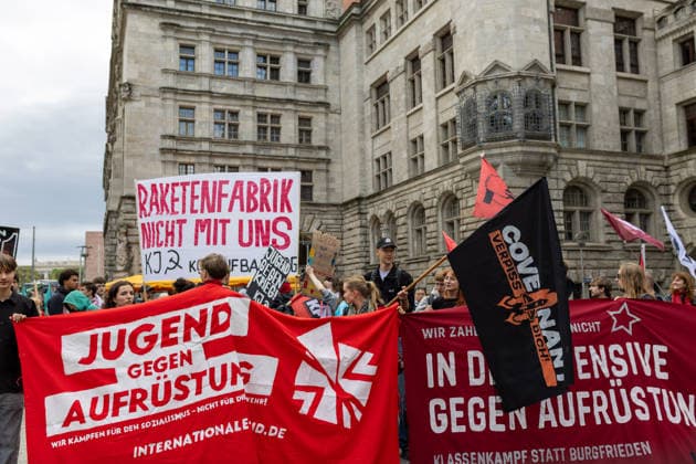 September 19, 2026, Leipzig, Saxony, Germany: Protesters take part in a demonstration against plans by US defense company Covenant to establish a missile production facility in the Leipzig region. The demonstration, organized by the alliance Ã¢â‚¬oeKeine Raketenfabrik in LeipzigÃ¢â‚¬Â (No Missile Factory in Leipzig), began at Augustusplatz in central Leipzig and called for the planned production of long-range Anthem cruise missiles to be stopped. Covenant plans to begin production in the Leipzig area in 2027. Protesters carried banners and placards calling for peace, disarmament and civilian employment instead of arms production. Leipzig Germany  - ZUMAc291 20260919_zip_c291_010 Copyright: xMariaxCastrox