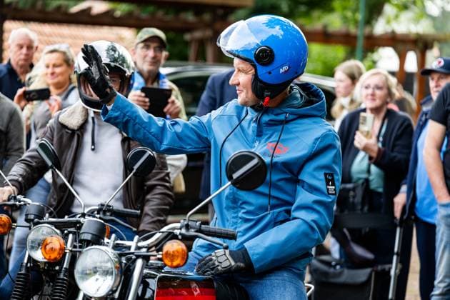 September 19, 2026, GER, Current Political News, AfD Party Festival: Bjoern Hoecke, pictured here, organized a Simson motorcycle ride together with the AfD party as one of the event’s activities. 99848 Wutha Farnroda, Schlosspark, Thuringia, Germany