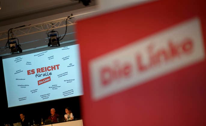 Feature, There s Enough for Everyone Overview: The Left Party of North Rhine-Westphalia State Party Convention, September 19, 2009, in Mülheim an der Ruhr, Germany, at the Stadthalle