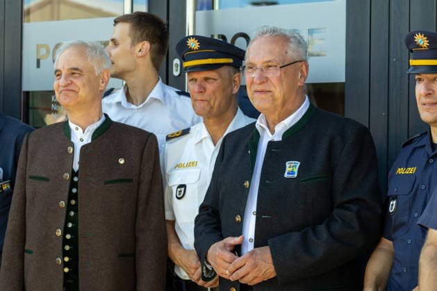 Munich, Bavaria, Germany September 19, 2026: Bavaria™s Minister of the Interior, Joachim Herrmann, speaks during a visit to the Wiesn-Wache at the 191st Oktoberfest in 2026. While there, he learns about the security situation, police operations, and current safety measures