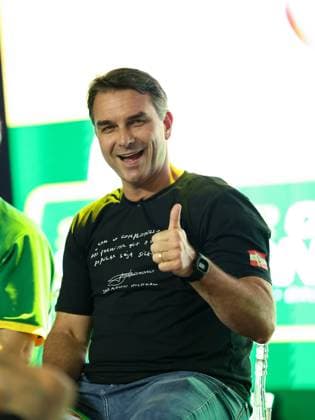 RECORD DATE NOT STATED Comicio Flavio Bolsonaro em Chapeco CHAPECO (SC), September 19, 2026 POLITICS CAMPAIGN Presidential candidate Flavio Bolsonaro visits the city of Chapeco, Santa Catarina, to campaign at the Plinio Arlindo de Nez Culture and Events Center this Saturday afternoon (19). IMAGO Isabela da Silva Santa Catarina Brasil Copyright: xIsabelaxdaxSilvax