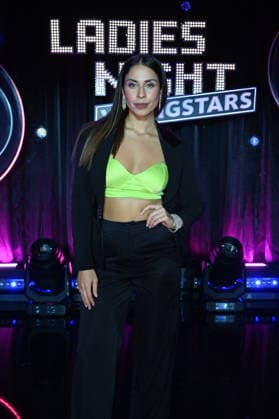 Comedienne Negah Amiri hosts the show Ladies Night Youngstars. WDR Ladies Night Youngstars is the only German-language cabaret television show for young talent featuring an all-female cast.