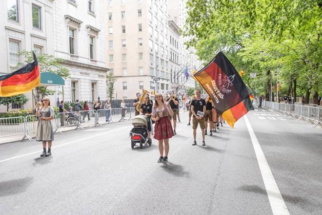 September 19, 2026, New York, New York, USA: Atmosphere as hundreds of participants and spectators attended during German-American Steuben parade on Fifth Avenue, Manhattan in New York, NY on September 19, 2026. New York USA  - ZUMAr339 20260919_znp_r339_023 Copyright: xLevxRadinx