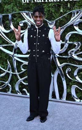 Lucas Museum of Narrative Art Opening Night Jon Batiste arriving at the Lucas Museum of Narrative Art opening night held at the Lucas Museum of Narrative Art in Los Angeles, Ca. on September 19, 2026. Los Angeles Lucas Museum of Narrative Art California USA Copyright: xStarbuck xAFF-USA.COMx
