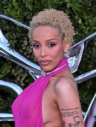 Lucas Museum of Narrative Art Opening Night Doja Cat arriving at the Lucas Museum of Narrative Art opening night held at the Lucas Museum of Narrative Art in Los Angeles, Ca. on September 19, 2026. Los Angeles Lucas Museum of Narrative Art California USA Copyright: xStarbuck xAFF-USA.COMx