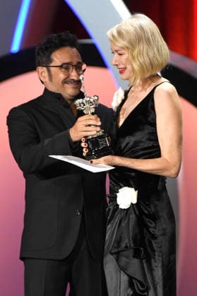 Naomi Watts with Juan Antonio Bayona at the presentation of the Donostia Award for Lifetime Achievement at the 74th San Sebastián International Film Festival (Festival Internacional de Cine de San Sebastián) at the Kursaal in San Sebastián, September 19, 2026 Foto:xC.xNiehausx xFuturexImagex watts_6901