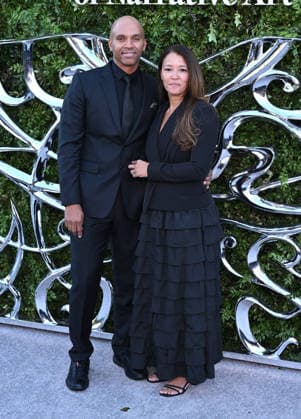 Lucas Museum of Narrative Art Opening Night Dr. Jungmiwha Bullock N., Kadir Nelson arriving at the Lucas Museum of Narrative Art opening night held at the Lucas Museum of Narrative Art in Los Angeles, Ca. on September 19, 2026. Los Angeles Lucas Museum of Narrative Art California USA Copyright: xStarbuck xAFF-USA.COMx