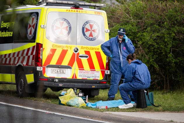 FATAL STABBING BLUE MOUNTAINS, Police and emergency services attended the scene of a stabbing at Valley Heights, Blue Mountains, west of Sydney, Sunday, September 20, 2026. One child has died and two other children and a woman are in a critical condition after a stabbing in the Blue Mountains. ( NO ARCHIVING  Copyright: xSarahxWilsonx 20260920150049268724