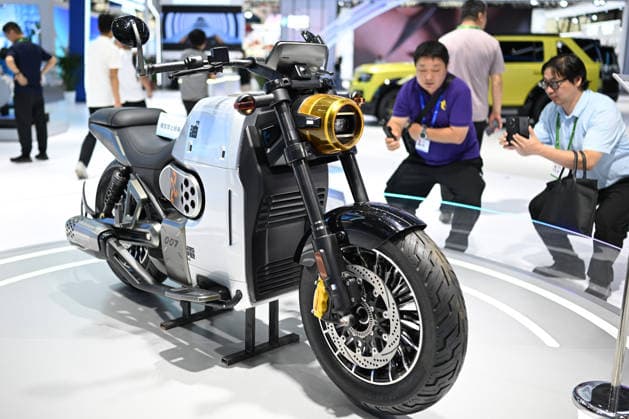 2026 WMC Held in Hefei HEFEI, CHINA - SEPTEMBER 20, 2026 - The audience visited Chery motorcycles at the 2026 World Manufacturing Convention at Binhu International Convention Center in Hefei, Anhui Province, China on September 20, 2026. Hefei Anhui China  Copyright: xCFOTOx i1789926042950