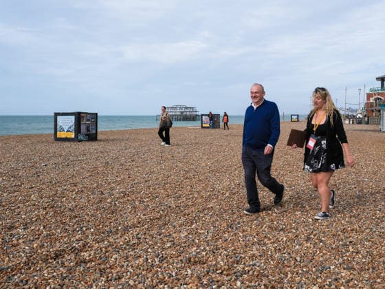 Liberal Democrat Autumn Conference 2026 on Sunday 20 September 2026 Sir Ed Davey, Current Liberal Democrat Leader, Mp For Kingston And Surbiton joins a beach clean during the Liberal Democrat Autumn Conference 2026 on Sunday 20 September 2026 at Brighton Beach, Brighton. Sir Ed Davey Joins Surfers Against Sewage, Marine Conservation Society, Rewilding Britain And Paddleuk For Beach Clean And Comb. ., Credit:Julie Edwards Avalon  Copyright: xJuliexEdwardsx xAvalonx 1136680851