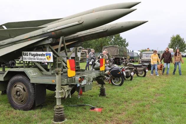 Sunday, September 20, 2026 Military vehicles at the 14th Haffener Deichshow Photo by Sabine Stein, FUNKE Photo Services ** FOR EDITORIAL USE ONLY ** EDITORIAL USE ONLY ** p Sunday, September 26, 2020 Military vehicles at the 14th Haffener Deichshow Photo by Sabine Stein, FUNKE Photo Services p Colorful Emmerich Copyright SabinexStein Copyright: SabinexStein doc87olv0y8lvl1n6e3yofq ,EDITORIAL USE ONLY Copyright: SabinexStein