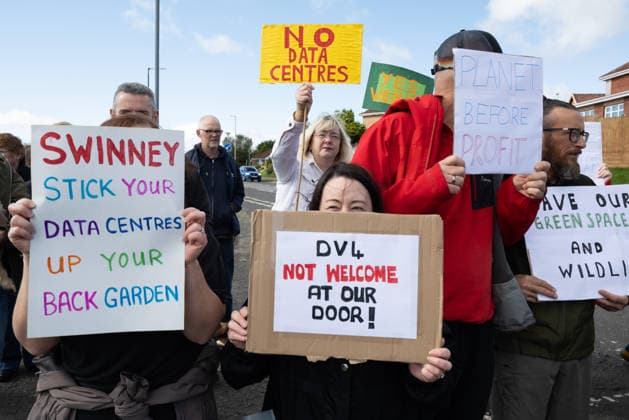 September 20, 2026, Chapelhall, Scotland, UK: Residents and their supporters opposed to plans for a hyperscale data centre in Chapelhall, North Lanarkshire, held a protest at the site of the proposed 24 acre development. They cite concerns that the 100MW development, which could eventually form part of a larger 500MW AI Growth Zone in the area, will have negative impacts on local traffic, noise levels, energy infrastructure and wildlife habitat. Chapelhall UK - ZUMAs357 20260920_zip_s357_003 Copyright: xCameronxScottx