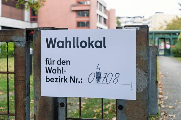 Berlin, September 20, 2026, Today, Sunday, elections will be held for the 20th Berlin House of Representatives and the district councils. Polling places for electoral district 04708, Institute for Dentistry, Oral and Maxillofacial Medicine, constituency 79, Berlin Charlottenburg Wilmersdorf