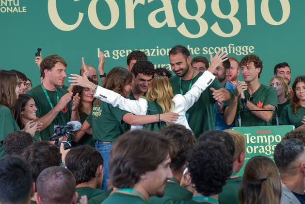 September 20, 2026, Rome, Rome, Italy: Prime Minister of Italy and Fratelli d Italia politician Giorgia Meloni (C) with members and representatives of GioventÃ¹ Nazionale at the Fenix event in Rome on September 20, 2026. Rome Italy - ZUMAn299 20260920_zip_n299_019 Copyright: xVincenzoxNuzzolesex