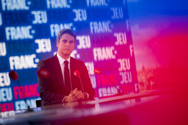 Gabriel Attal on Franc-Jeu - Paris Gabriel Attal during an interview for Franc Jeu on France 2 channel in Paris, France on September 20, 2026. Photo by Eliot Blondet ABACAPRESS.COM Paris France France  Copyright: xBlondetxEliot ABACAx