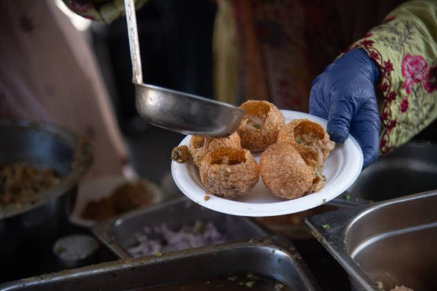 Brick lane Festival 2026 at Brick Lane, London, UK - Sunday 20 September 2026 Street vendors make sev puri at the Annual Brick lane Festival 2026 in Brick Lane, London, England, UK on Sunday 20 September, 2026., Credit:Justin Ng Avalon UK, England, London, Brick Lane Copyright: xJustinxNgx xAvalonx 1136745807