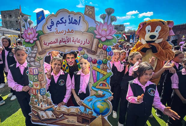 Palestinian Students Attend Opening of Orphans School in Deir el-Balah Palestinian students attend the opening of a school for orphans under the patronage of the Egyptian Committee for the Relief of the People of Gaza in Deir el-Balah, central Gaza Strip, on September 20, 2026, as the new academic year begins. According to the committee, the school is part of efforts to provide education for children who lost one or both parents during the war, amid widespread damage to schools and shortages of educational facilities and equipment across the Gaza Strip. Photo by Ahmed Ibrahim apaimages Deir al-Balah Gaza Palestinian Territory 200926_Deir_al-Balah_AI_00(8) Copyright: xapaimagesxAhmedxIbrahimx xapaimagesx