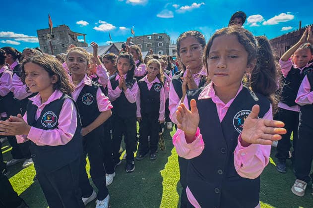 Palestinian Students Attend Opening of Orphans School in Deir el-Balah Palestinian students attend the opening of a school for orphans under the patronage of the Egyptian Committee for the Relief of the People of Gaza in Deir el-Balah, central Gaza Strip, on September 20, 2026, as the new academic year begins. According to the committee, the school is part of efforts to provide education for children who lost one or both parents during the war, amid widespread damage to schools and shortages of educational facilities and equipment across the Gaza Strip. Photo by Ahmed Ibrahim apaimages Deir al-Balah Gaza Palestinian Territory 200926_Deir_al-Balah_AI_00(6) Copyright: xapaimagesxAhmedxIbrahimx xapaimagesx