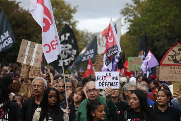 Protest against proposed police law in Paris PARIS, FRANCE - SEPTEMBER 20: Thousands protest against proposed police law that will legitimate use of violence for police and gendarmes in Paris, France on September 20, 2026. Mohamad Salaheldin Abdelghani Alsayed Anadolu Paris France. Editorial use only. Please get in touch for any other usage.  Copyright: x2026xAnadoluxMohamadxSalaheldinxAbdelghanixAlsayedx