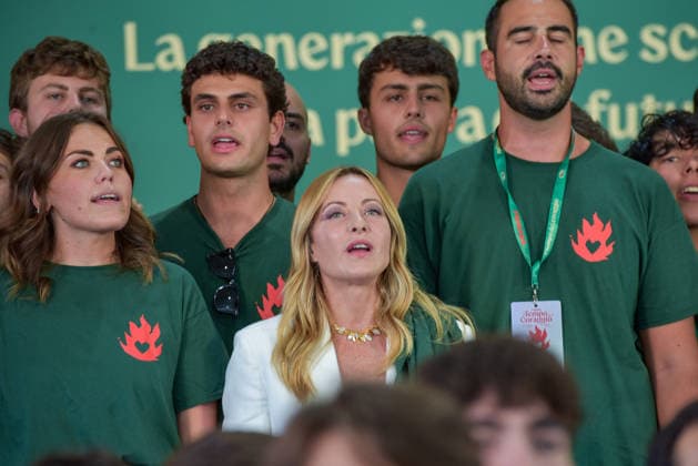 September 20, 2026, Rome, Italy: Prime Minister of Italy and Fratelli d Italia politician Giorgia Meloni (C) with members and representatives of GioventÃ¹ Nazionale at the Fenix event in Rome. Rome Italy - ZUMAs197 20260920_aaa_s197_139 Copyright: xVincenzoxNuzzolesex