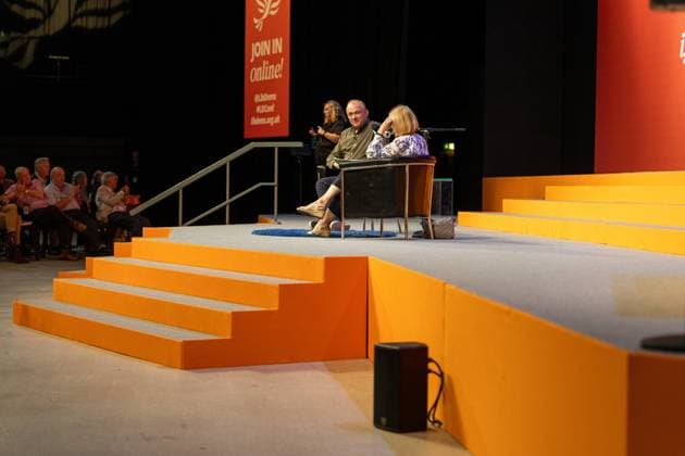 September 20, 2026, Brighton, United Kingdom: Sir ED DAVEY, Liberal Democrat leader, holds a Q&A session moderated by Journalist, Carolyn Quinn (R), on day two of the party s autumn conference at the Brighton Centre.Day two of the Liberal Democrat Autumn Conference at the Brighton Centre. The event runs from 19 Sept to 22 Sept 2026, bringing together party members, MPs, and delegates to debate policy, vote on key motions, and deliver keynote addresses Brighton United Kingdom  - ZUMAs197 20260920_aaa_s197_148 Copyright: xPhilxLewisx
