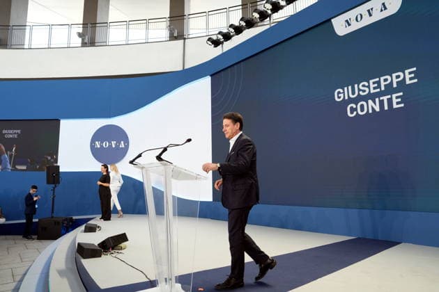 IPA88764333 - Milan, September 20, 2026: Nova Parola Event for the Five Star Movement—Closing Remarks by Giuseppe Conte  Copyright: xDuilioxPiaggesix xDuilioxPiaggesix IPA88764333