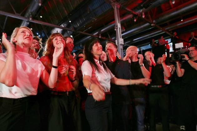 Berlin, Germany, September 20, 2026, Roter Laden am Schäfersee—2026 Berlin House of Representatives Election: Party supporters react to the 6:00 p.m. projections from ARD and ZDF Copyright: xdtsxNachrichtenagenturx dts_135385