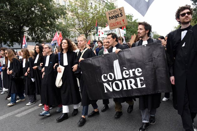 Demonstration Against Police Violences and Impunity - Paris March against the bill dubbed the permis de tuer (license to kill), which would grant police and gendarmes a presumption of legitimate self-defence when using firearms, called by a coalition including Amnesty International France, the Ligue des droits de l Homme (Human Rights League) and the SAVE collective, in Paris, on September 20, 2026. Photo by Alain Apaydin ABACAPRESS.COM Paris France  Copyright: xApaydinxAlain ABACAx