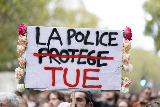 Demonstration Against Police Violences and Impunity - Paris Demonstrators take part in a march against the bill dubbed the permis de tuer (license to kill), which would grant police and gendarmes a presumption of legitimate self-defence when using firearms, called by a coalition including Amnesty International France, the Ligue des droits de l Homme (Human Rights League) and the SAVE collective, in Paris, on September 20, 2026.Photos by Jeremy Paoloni ABACAPRESS.COM Paris France  Copyright: xPaolonixJeremy ABACAx