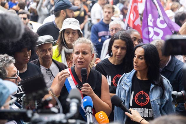 Demonstration Against Police Violences and Impunity - Paris President of La France Insoumise - Nouveau Front Populaire parliamentary group Mathilde Panot takes part in a march against the bill dubbed the permis de tuer (license to kill), which would grant police and gendarmes a presumption of legitimate self-defence when using firearms, called by a coalition including Amnesty International France, the Ligue des droits de l Homme (Human Rights League) and the SAVE collective, in Paris, on September 20, 2026.Photos by Jeremy Paoloni ABACAPRESS.COM Paris France  Copyright: xPaolonixJeremy ABACAx
