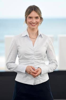 Frida Lovisa Hamann at the photo call for the movie *Krux* at the 74th San Sebastián International Film Festival (Festival Internacional de Cine de San Sebastián) on the Kursaal Terrace in San Sebastián, September 20, 2026 Foto:xC.xNiehausx xFuturexImagex krux_6813