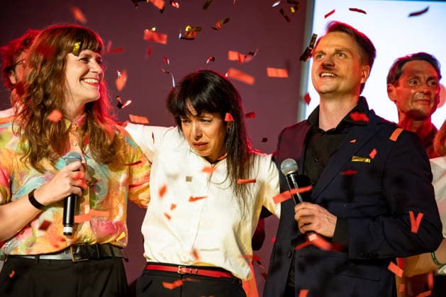 Elif Eralp C, the leading candidate for The Left, celebrates with party leaders and members at the Festsaal Kreuzberg in Berlin on September 20, 2026, following the announcement of the initial election projections for the Berlin House of Representatives. According to ARD’s initial projections, the party is expected to win 24,5 percent of the vote. The Left wins the Berlin House of Representa