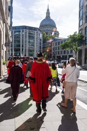 September 20, 2026, London, London, England: Pearly Kings and QueenÃ¢â‚¬â ¢s of London gather with city Mayors, Chelsea pensioner war veterans and dignitaries at Guildhall Yard for the annual Costermongers Harvest Festival celebration. Morris dancers and choirs performed along with the Pearly Kings and Queens who led a sing-a-long of traditional favourite songs such as: Ã¢â‚¬ËœKnees up Mother BrownÃ¢â‚¬â ¢ and Ã¢â‚¬ËœDoing the Lambeth walkÃ¢â‚¬â ¢. A procession followed to the spiritual home of LondonÃ¢â‚¬â ¢s Ã¢â‚¬ËœEastendersÃ¢â‚¬â ¢ at St Mary-le-Bow Church. Tradition has it that anyone born within earshot of the Bow Bells can claim to be a true Cockney. The march was led by a pearly prince carrying a plaited loaf of bread that was prese - ZUMAr169 20260920_zip_r169_014 Copyright: xRodxHarbinsonx