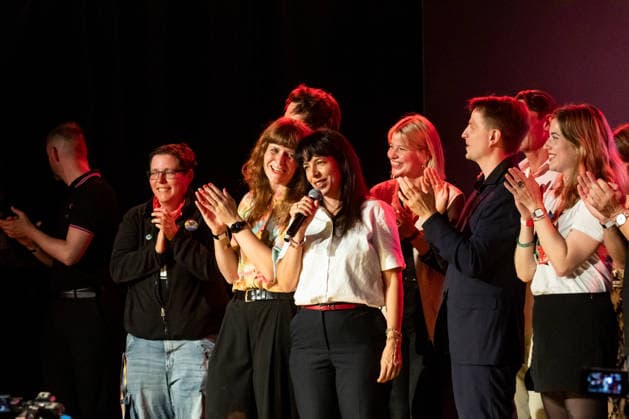 Elif Eralp C, the leading candidate for The Left, celebrates with party leaders and members upon the announcement of the initial projections for the Berlin House of Representatives election at the Festsaal Kreuzberg in Berlin on September 20, 2026. According to ARD’s initial projections, the party is expected to win 24,5 percent of the vote. The Left wins the Berlin House of Representatives